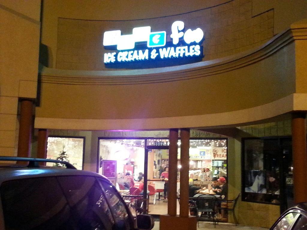 tdree Fx Ice Cream and Waffles
