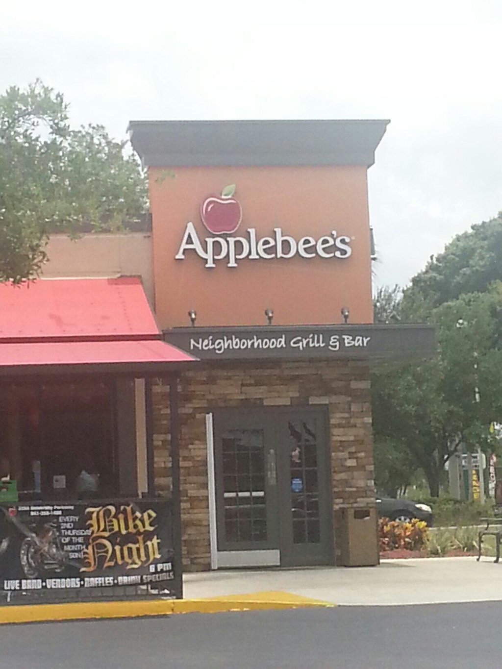 Applebee`s Grill & Bar