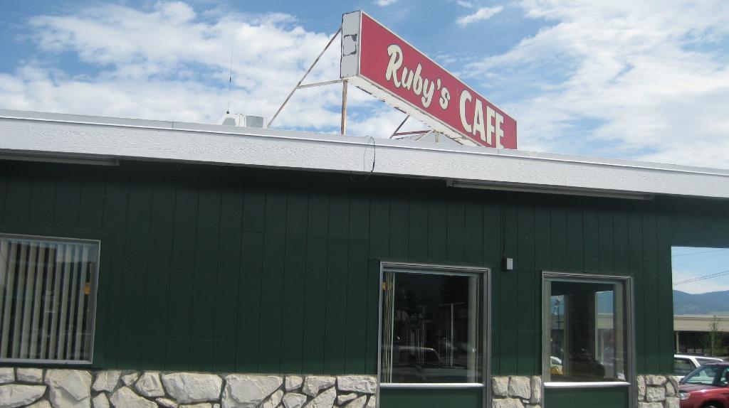 Ruby`s Cafe