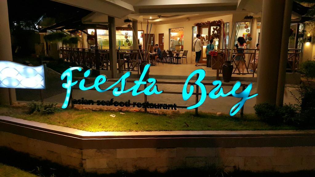 Fiesta Bay Asian Seafood Restaurant